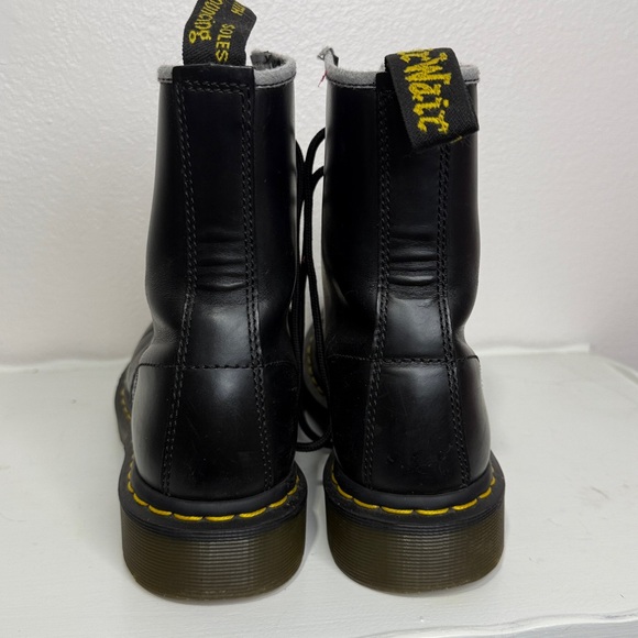Dr Marten 11821 black boots size 8 - Picture 4 of 8